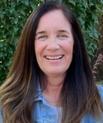 Lisa Fitzgerald headshot