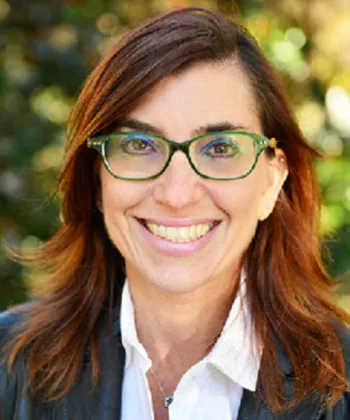 Robyn Forman headshot